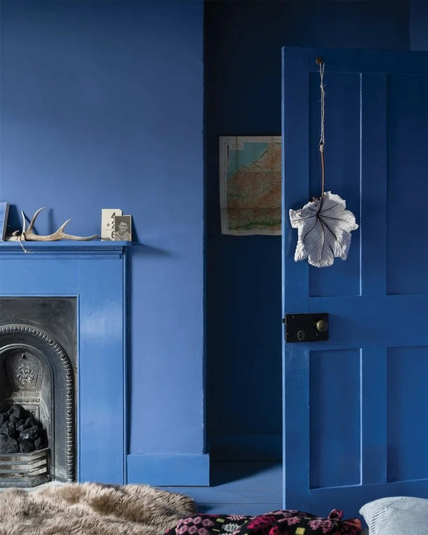 Farrow & Ball Paint - Pitch Blue No. 220 - ARCHIVED